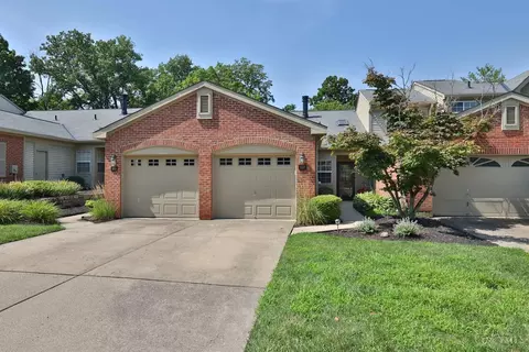 5617 Regimental Pl, Cincinnati, OH 45239