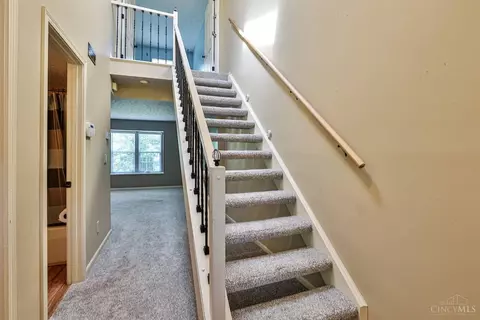 5617 Regimental Pl, Cincinnati, OH 45239 photo 4