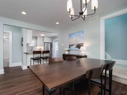 Dining - 3824 Simpson Ave, Fairfax, OH 45227 photo 2 of 2