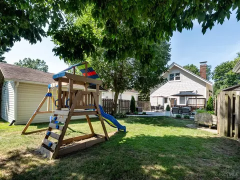 Exterior - 3824 Simpson Ave, Fairfax, OH 45227 photo 8 of 13