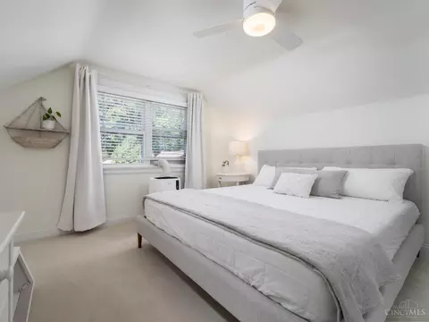 Bedroom - 3824 Simpson Ave, Fairfax, OH 45227 photo 3 of 7