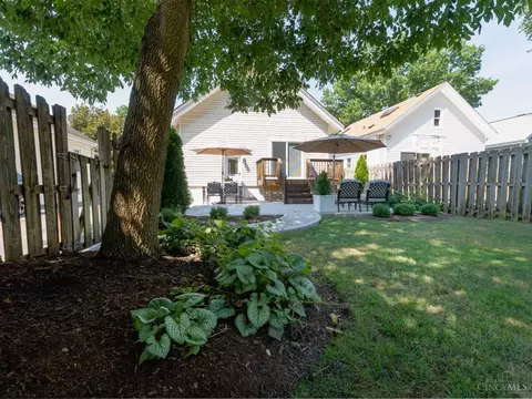 Exterior - 3824 Simpson Ave, Fairfax, OH 45227 photo 9 of 13