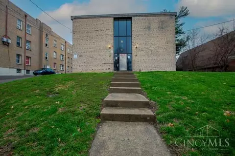 694 Gholson Ave, Cincinnati, OH 45229