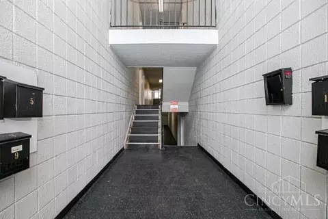 Entry Way - 694 Gholson Ave, Cincinnati, OH 45229 photo 5 of 5