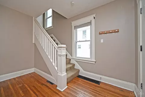 Entry Way - 4826 Prosperity Pl, Cincinnati, OH 45238 photo 2 of 2