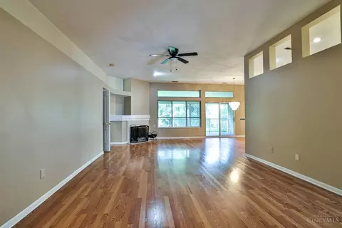 Living - 685 Bridle Path, Cincinnati, OH 45231 photo 1 of 5