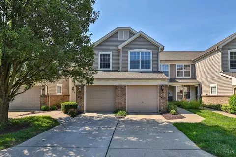 Exterior - 685 Bridle Path, Cincinnati, OH 45231 photo 2 of 7
