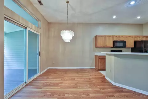 Dining - 685 Bridle Path, Cincinnati, OH 45231 photo 1 of 1
