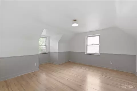 Bedroom - 4951 Heuwerth Ave, Cincinnati, OH 45238 photo 5 of 7