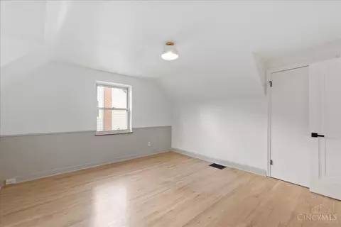 Bedroom - 4951 Heuwerth Ave, Cincinnati, OH 45238 photo 6 of 7