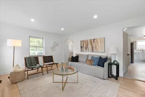 Living - 4951 Heuwerth Ave, Cincinnati, OH 45238 photo 2 of 2