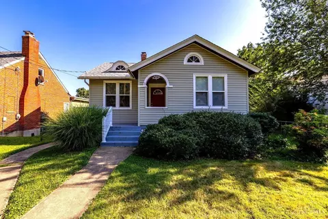 1441 Hill Ave, Mount Healthy, OH 45231