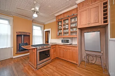 Kitchen - 2823 Harrison Ave, Cincinnati, OH 45211 photo 3 of 5