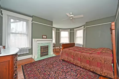 Bedroom - 2823 Harrison Ave, Cincinnati, OH 45211 photo 2 of 13