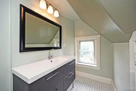 Bath - 2823 Harrison Ave, Cincinnati, OH 45211 photo 4 of 5
