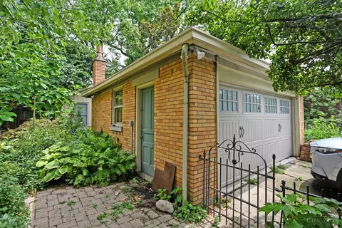 Exterior - 2823 Harrison Ave, Cincinnati, OH 45211 photo 22 of 27