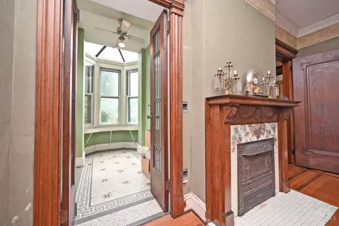 Entry Way - 2823 Harrison Ave, Cincinnati, OH 45211 photo 7 of 17