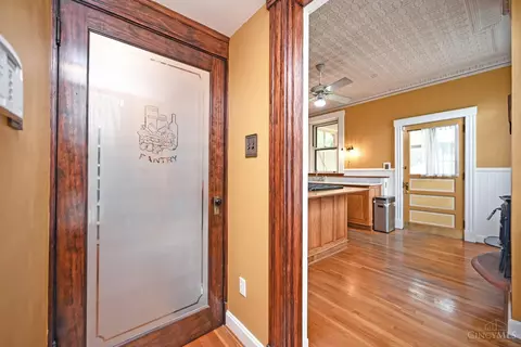 Entry Way - 2823 Harrison Ave, Cincinnati, OH 45211 photo 10 of 17