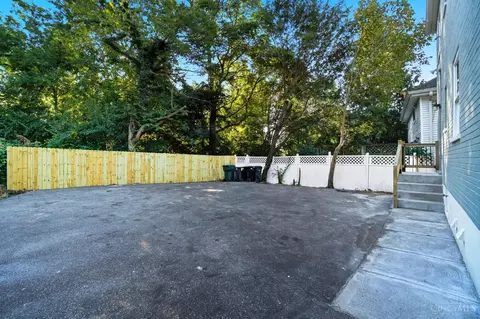Exterior - 5716 Hamilton Ave, Cincinnati, OH 45224 photo 7 of 8