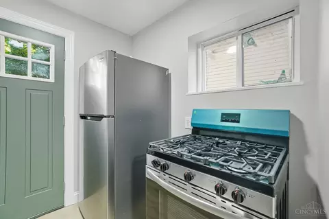 Kitchen - 5716 Hamilton Ave, Cincinnati, OH 45224 photo 3 of 6