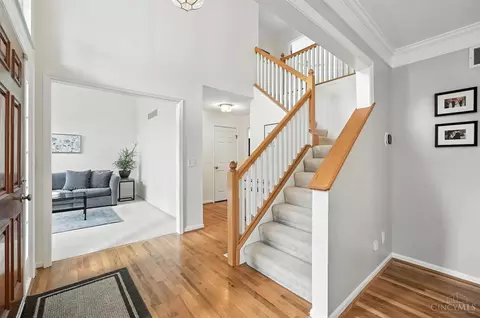 Entry Way - 3577 Mohler Rd, Blue Ash, OH 45241 photo 3 of 5