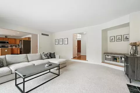 Living - 3577 Mohler Rd, Blue Ash, OH 45241 photo 4 of 4