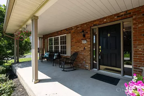 Exterior - 10633 Weil Rd, Montgomery, OH 45249 photo 3 of 10