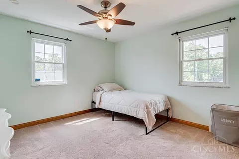 Bedroom - 10633 Weil Rd, Montgomery, OH 45249 photo 3 of 4