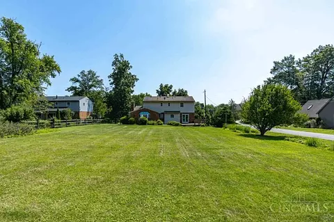 Exterior - 10633 Weil Rd, Montgomery, OH 45249 photo 4 of 10