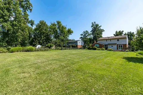 Exterior - 10633 Weil Rd, Montgomery, OH 45249 photo 5 of 10