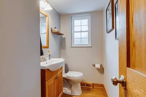 Bath - 10633 Weil Rd, Montgomery, OH 45249 photo 1 of 5