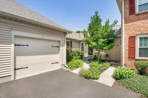 7 Darby Ct, Fairfield, OH 45014