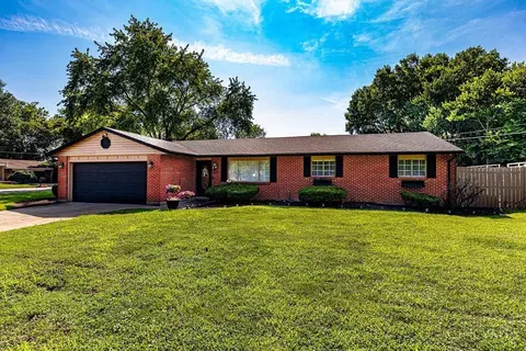 817 Marcia Dr, Trenton, OH 45067