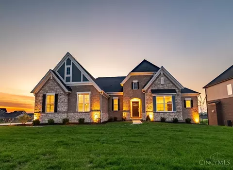 389 David Lee Ct, Monroe, OH 45050
