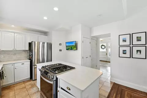 Kitchen - 3309 Monteith Ave, Cincinnati, OH 45208 photo 2 of 2