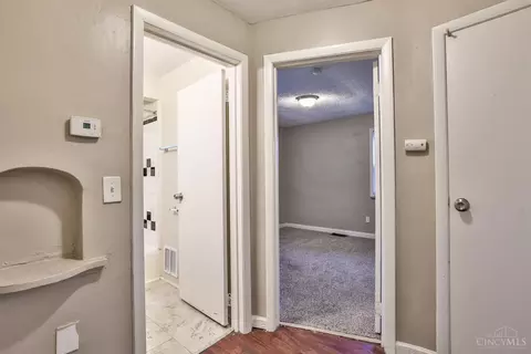 Entry Way - 1963 N Bend Rd, Cincinnati, OH 45224 photo 1 of 1