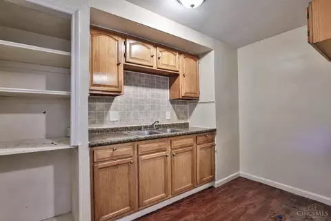 Kitchen - 1963 N Bend Rd, Cincinnati, OH 45224 photo 2 of 3