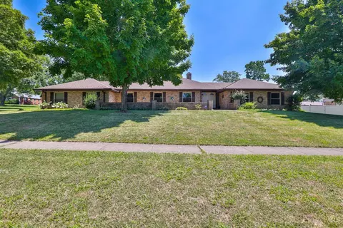 5678 Winton Rd, Fairfield, OH 45014