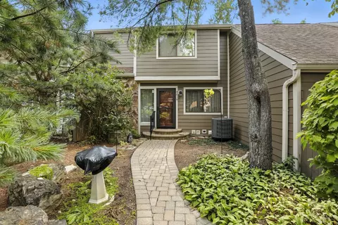 9816 Timbers Dr, Blue Ash, OH 45242