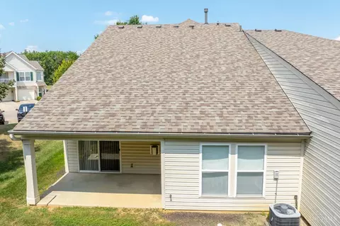 2010 Commons Circle Dr, Batavia, OH 45103 photo 7