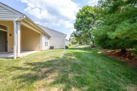2010 Commons Circle Dr, Batavia, OH 45103 photo 62