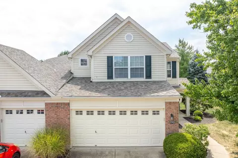 2010 Commons Circle Dr, Batavia, OH 45103