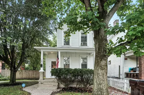 404 Oak St, Elmwood Place, OH 45216