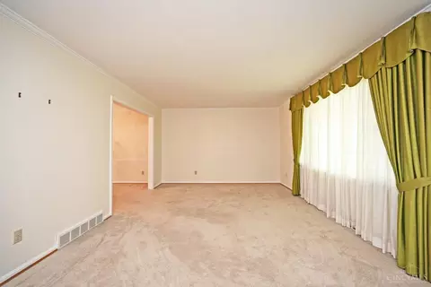 Living - 6302 Stirrup Rd, Cincinnati, OH 45244 photo 1 of 9