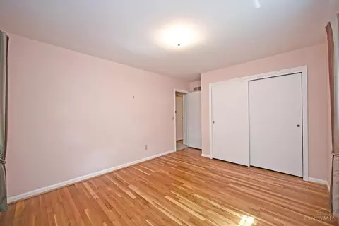 Bedroom - 6302 Stirrup Rd, Cincinnati, OH 45244 photo 9 of 9