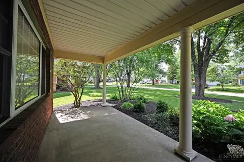 Exterior - 6302 Stirrup Rd, Cincinnati, OH 45244 photo 5 of 19