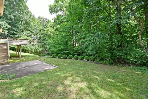 Exterior - 6302 Stirrup Rd, Cincinnati, OH 45244 photo 13 of 19