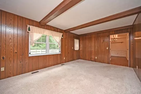 Living - 6302 Stirrup Rd, Cincinnati, OH 45244 photo 9 of 9