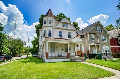 2322 Maplewood Ave, Cincinnati, OH 45219