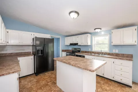 102 Penquite Rd, Blanchester, OH 45107 photo 11
